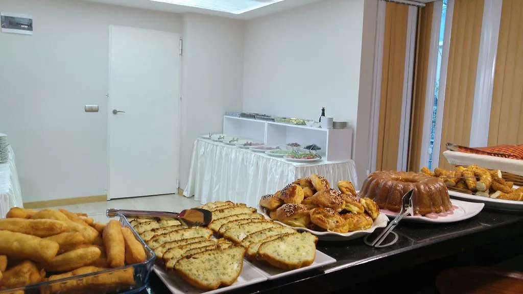 Akcayhan Hotel 0*, Akcay (Edremit) Turkey